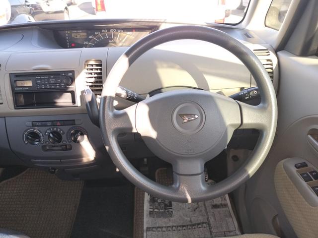 タント 福祉車輌 HID キーレスエントリー 電動格納ミラー AT 盗難防止システム ABS CD 衝突安全ボディ エアコン パワーウィンドウ(3枚目)