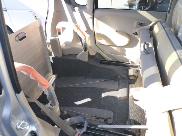 タント 福祉車輌 HID キーレスエントリー 電動格納ミラー AT 盗難防止システム ABS CD 衝突安全ボディ エアコン パワーウィンドウ(41枚目)