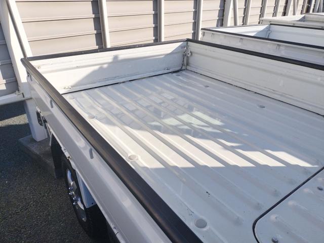 ハイゼットトラック エアコン・パワステスペシャルＶＳ　４ＷＤ　ＭＴ　アルミホイール　エアコン　パワーステアリング　ルーフレール（15枚目）