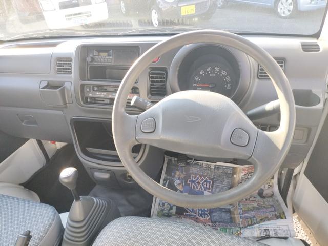 ハイゼットトラック エアコン・パワステスペシャルＶＳ　４ＷＤ　ＭＴ　アルミホイール　エアコン　パワーステアリング　ルーフレール（18枚目）