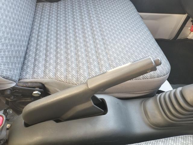 ハイゼットトラック エアコン・パワステスペシャルＶＳ　４ＷＤ　ＭＴ　アルミホイール　エアコン　パワーステアリング　ルーフレール（31枚目）