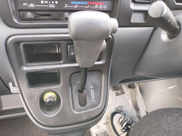 ハイゼットカーゴ スペシャルクリーン　ＡＴ　両側スライドドア　エアコン　パワーステアリング　運転席エアバッグ　助手席エアバッグ（6枚目）