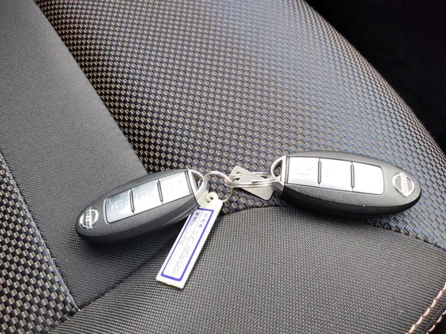 セレナ ハイウェイスター ETC バックカメラ ナビ TV 両側スライド・片側電動 オートライト HID スマートキー 電動格納ミラー CVT アルミホイール CD 盗難防止システム 衝突安全ボディ ABS エアコン(10枚目)