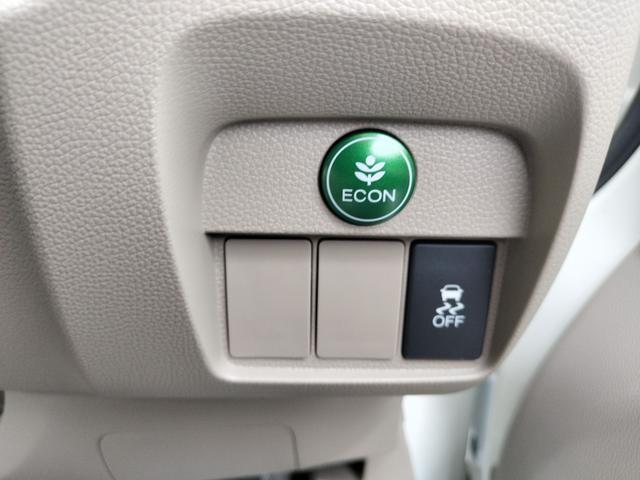 Ｎ－ＯＮＥ ツアラー・Ｌパッケージ　バックカメラ　ナビ　オートクルーズコントロール　オートライト　ＨＩＤ　スマートキー　アイドリングストップ　電動格納ミラー　ベンチシート　ＣＶＴ　盗難防止システム　ＡＢＳ　ＥＳＣ　ＣＤ　ＵＳＢ（11枚目）