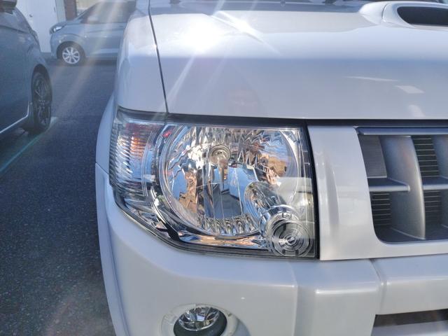 キックス ＲＸ　４ＷＤ　キーレスエントリー　電動格納ミラー　シートヒーター　ＭＴ　盗難防止システム　ＡＢＳ　ＣＤ　ＭＤ　アルミホイール　衝突安全ボディ　エアコン　パワーステアリング　パワーウィンドウ（21枚目）