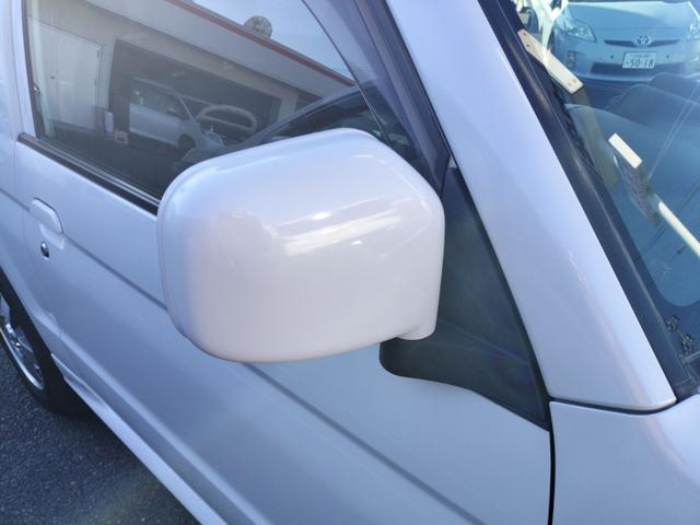 キックス ＲＸ　４ＷＤ　キーレスエントリー　電動格納ミラー　シートヒーター　ＭＴ　盗難防止システム　ＡＢＳ　ＣＤ　ＭＤ　アルミホイール　衝突安全ボディ　エアコン　パワーステアリング　パワーウィンドウ（26枚目）