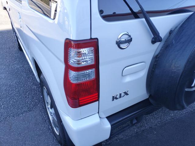 キックス ＲＸ　４ＷＤ　キーレスエントリー　電動格納ミラー　シートヒーター　ＭＴ　盗難防止システム　ＡＢＳ　ＣＤ　ＭＤ　アルミホイール　衝突安全ボディ　エアコン　パワーステアリング　パワーウィンドウ（31枚目）