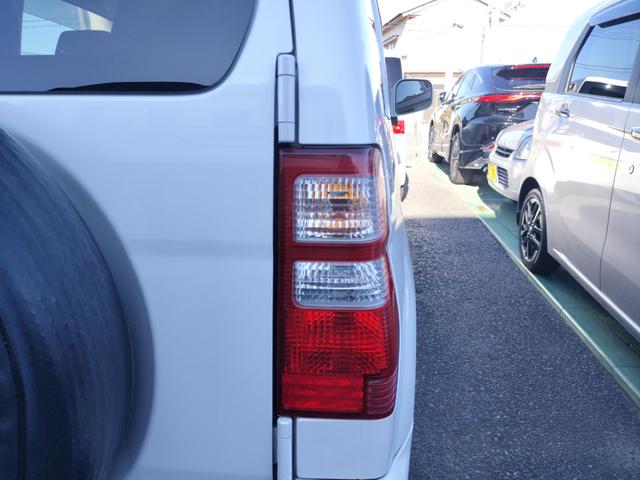 キックス ＲＸ　４ＷＤ　キーレスエントリー　電動格納ミラー　シートヒーター　ＭＴ　盗難防止システム　ＡＢＳ　ＣＤ　ＭＤ　アルミホイール　衝突安全ボディ　エアコン　パワーステアリング　パワーウィンドウ（37枚目）