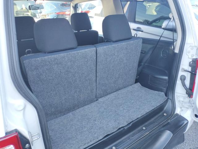 キックス ＲＸ　４ＷＤ　キーレスエントリー　電動格納ミラー　シートヒーター　ＭＴ　盗難防止システム　ＡＢＳ　ＣＤ　ＭＤ　アルミホイール　衝突安全ボディ　エアコン　パワーステアリング　パワーウィンドウ（41枚目）