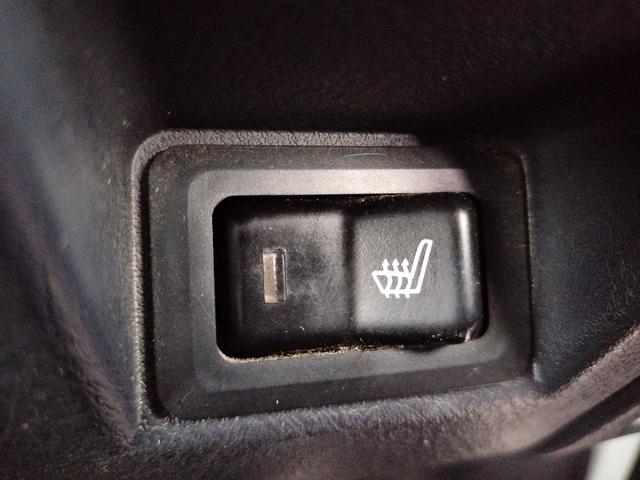 キックス ＲＸ　４ＷＤ　キーレスエントリー　電動格納ミラー　シートヒーター　ＭＴ　盗難防止システム　ＡＢＳ　ＣＤ　ＭＤ　アルミホイール　衝突安全ボディ　エアコン　パワーステアリング　パワーウィンドウ（47枚目）