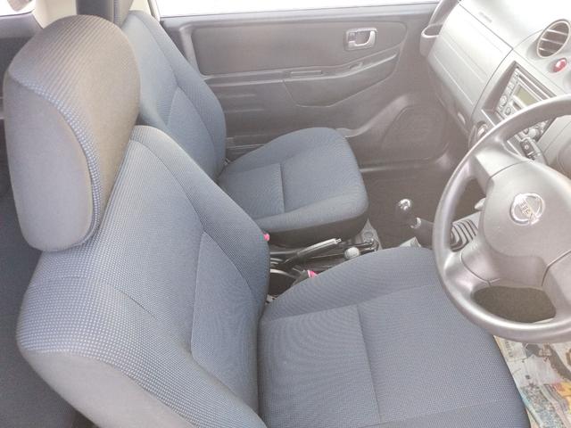 キックス ＲＸ　４ＷＤ　キーレスエントリー　電動格納ミラー　シートヒーター　ＭＴ　盗難防止システム　ＡＢＳ　ＣＤ　ＭＤ　アルミホイール　衝突安全ボディ　エアコン　パワーステアリング　パワーウィンドウ（50枚目）