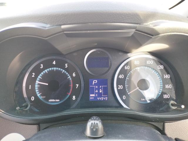 マークＸジオ ２４０Ｆ　ワンオーナー　ＥＴＣ　バックカメラ　ナビ　ＴＶ　オートライト　ＨＩＤ　スマートキー　電動格納ミラー　フルフラット　ＣＶＴ　アルミホイール　ミュージックプレイヤー接続可　盗難防止システム　衝突安全ボディ（43枚目）