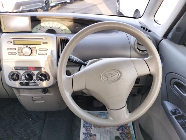 タント Ｘ　電動スライドドア　スマートキー　電動格納ミラー　ベンチシート　ＣＶＴ　盗難防止システム　ＡＢＳ　ＣＤ　衝突安全ボディ　エアコン　パワーステアリング　パワーウィンドウ（3枚目）