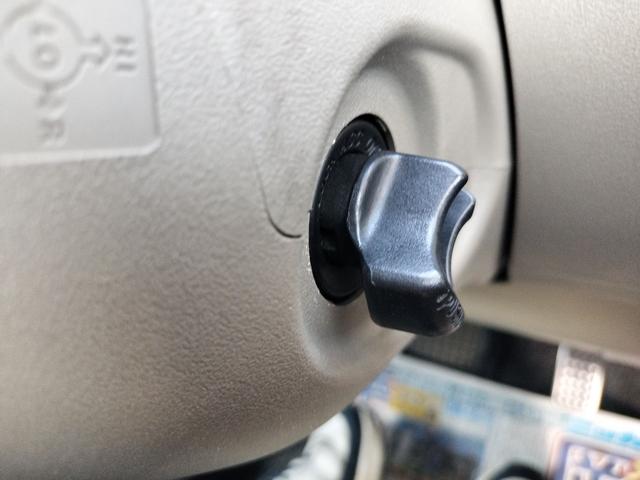 タント Ｘ　電動スライドドア　スマートキー　電動格納ミラー　ベンチシート　ＣＶＴ　盗難防止システム　ＡＢＳ　ＣＤ　衝突安全ボディ　エアコン　パワーステアリング　パワーウィンドウ（9枚目）