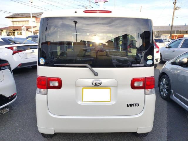 タント Ｘ　電動スライドドア　スマートキー　電動格納ミラー　ベンチシート　ＣＶＴ　盗難防止システム　ＡＢＳ　ＣＤ　衝突安全ボディ　エアコン　パワーステアリング　パワーウィンドウ（16枚目）