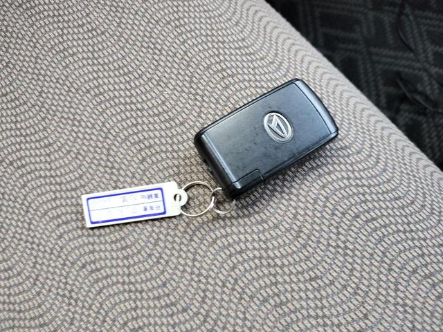 タント Ｘ　電動スライドドア　スマートキー　電動格納ミラー　ベンチシート　ＣＶＴ　盗難防止システム　ＡＢＳ　ＣＤ　衝突安全ボディ　エアコン　パワーステアリング　パワーウィンドウ（40枚目）