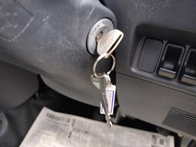 ハイゼットトラック 　ダンプ　４ＷＤ　ＡＴ　エアコン　運転席エアバッグ（11枚目）