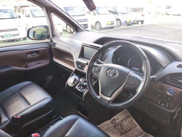 エスクァイア ハイブリッドＧｉ　ＥＴＣ　バックカメラ　ナビ　ＴＶ　クリアランスソナー　オートクルーズコントロール　両側電動スライドドア　オートライト　ＬＥＤヘッドランプ　スマートキー　アイドリングストップ　電動格納ミラー（34枚目）