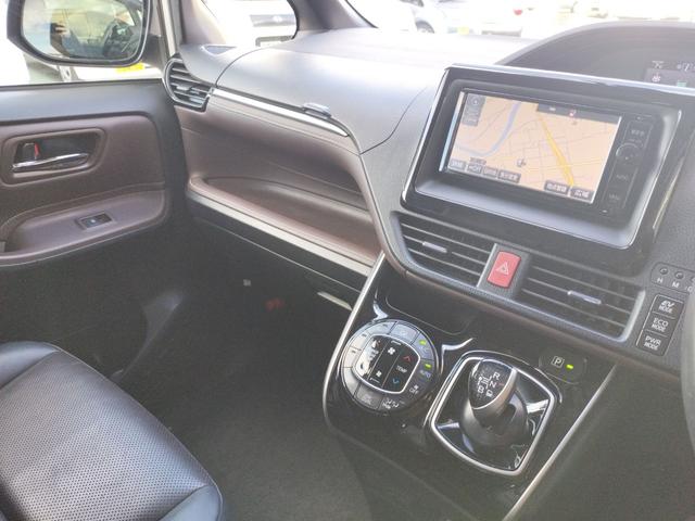 エスクァイア ハイブリッドＧｉ　ＥＴＣ　バックカメラ　ナビ　ＴＶ　クリアランスソナー　オートクルーズコントロール　両側電動スライドドア　オートライト　ＬＥＤヘッドランプ　スマートキー　アイドリングストップ　電動格納ミラー（42枚目）
