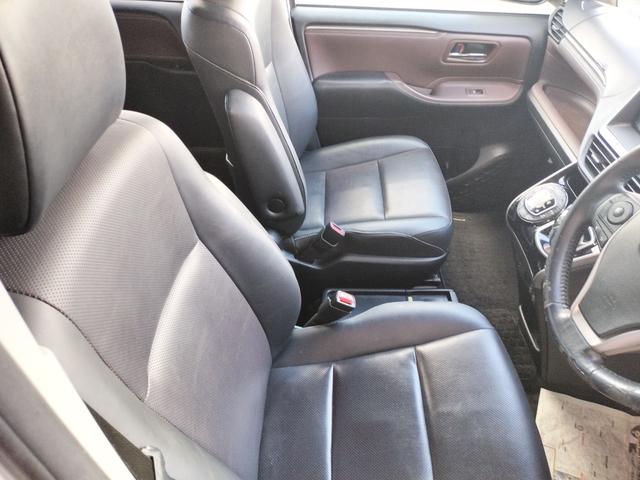 エスクァイア ハイブリッドＧｉ　ＥＴＣ　バックカメラ　ナビ　ＴＶ　クリアランスソナー　オートクルーズコントロール　両側電動スライドドア　オートライト　ＬＥＤヘッドランプ　スマートキー　アイドリングストップ　電動格納ミラー（49枚目）