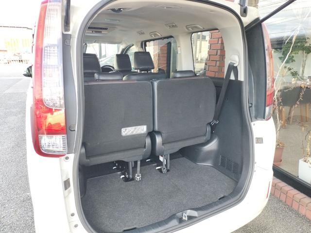 エスクァイア ハイブリッドＧｉ　ＥＴＣ　バックカメラ　ナビ　ＴＶ　クリアランスソナー　オートクルーズコントロール　両側電動スライドドア　オートライト　ＬＥＤヘッドランプ　スマートキー　アイドリングストップ　電動格納ミラー（59枚目）