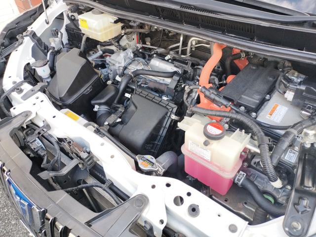 エスクァイア ハイブリッドＧｉ　ＥＴＣ　バックカメラ　ナビ　ＴＶ　クリアランスソナー　オートクルーズコントロール　両側電動スライドドア　オートライト　ＬＥＤヘッドランプ　スマートキー　アイドリングストップ　電動格納ミラー（62枚目）