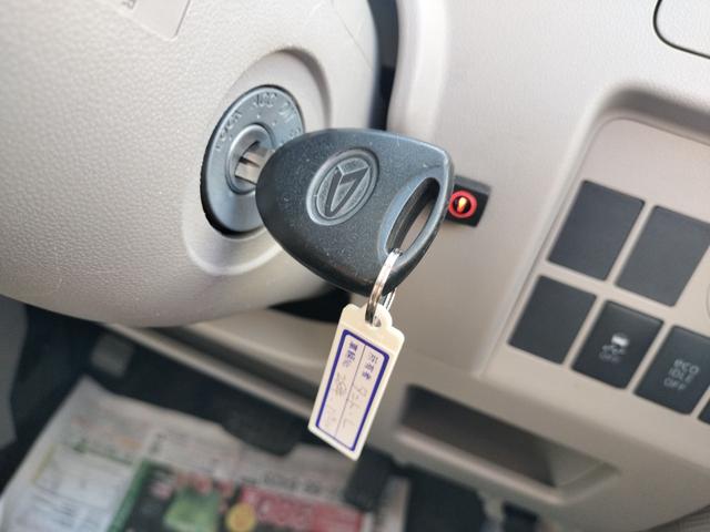 タント Ｌ　両側スライドドア　キーレスエントリー　アイドリングストップ　電動格納ミラー　ベンチシート　ＣＶＴ　盗難防止システム　ＡＢＳ　ＥＳＣ　ＣＤ　衝突安全ボディ　エアコン　パワーステアリング　パワーウィンドウ（8枚目）
