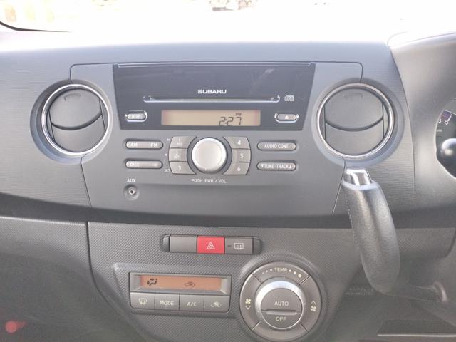 ルクラカスタム Ｒ　ＨＩＤ　スマートキー　電動格納ミラー　ＣＶＴ　盗難防止システム　ＡＢＳ　ＣＤ　ミュージックプレイヤー接続可　アルミホイール　衝突安全ボディ　エアコン　パワーステアリング　パワーウィンドウ（5枚目）