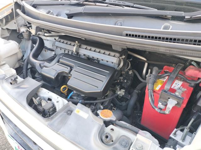 ルクラカスタム Ｒ　ＨＩＤ　スマートキー　電動格納ミラー　ＣＶＴ　盗難防止システム　ＡＢＳ　ＣＤ　ミュージックプレイヤー接続可　アルミホイール　衝突安全ボディ　エアコン　パワーステアリング　パワーウィンドウ（21枚目）