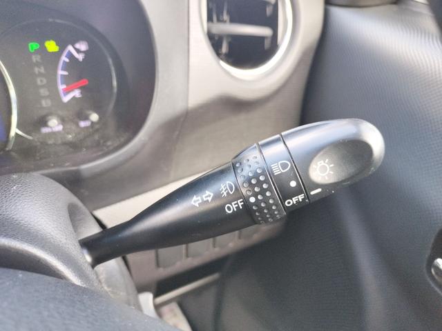 ルクラカスタム Ｒ　ＨＩＤ　スマートキー　電動格納ミラー　ＣＶＴ　盗難防止システム　ＡＢＳ　ＣＤ　ミュージックプレイヤー接続可　アルミホイール　衝突安全ボディ　エアコン　パワーステアリング　パワーウィンドウ（42枚目）