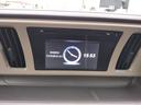 Ｇ・Ｌパッケージ　バックカメラ　オートライト　ＨＩＤ　スマートキー　アイドリングストップ　ベンチシート　ＣＶＴ　盗難防止システム　ＡＢＳ　ＥＳＣ　ＣＤ　ＵＳＢ　衝突安全ボディ　エアコン　パワーステアリング（41枚目）