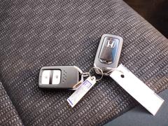 �դ��Ƥ��������ȤƤ�͵��ι⤤�����Υ��ޡ��ȥ��������ƥࡣ��������Ӥ��Ƥ�������ǡ��ɥ����å��γ����¤Ӥ˥��󥸥�λ�ư����ǽ�������Ǥ����ץå��她�����ȤǤ��Τǥ��󥸥�λ�ư��ܥ���򲡤������Ǥ� 6