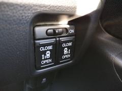 ξ¦��ư���饤�ɥɥ���������ž�ʤ��ܥ����Ĥǳ��Ĳ�ǽ�Ǥ������ޤ��� 6