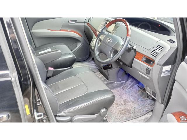 エスティマ ２．４アエラス　Ｇエディション　２ＷＤ　ＥＴＣ　サンルーフ　両側電動スライドドア　バックカメラ　純正ＨＤＤナビ　地デジＴＶ　ＣＤ／ＤＶＤ　ＳＤカード　Ｂｌｕｅｔｏｏｔｈ（11枚目）