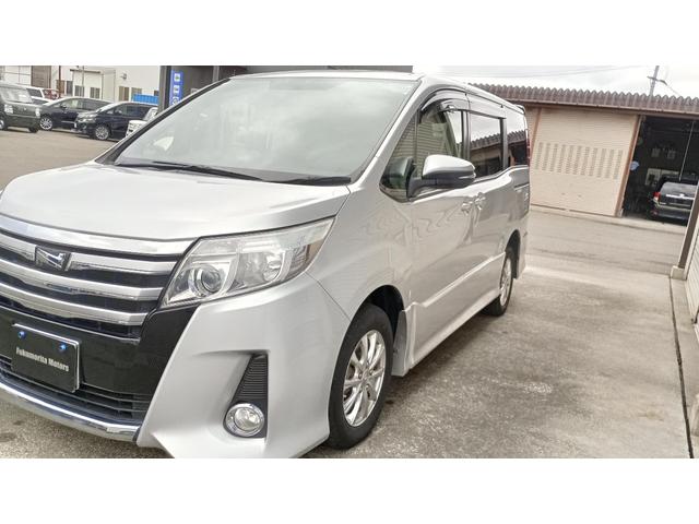 ノア Ｓｉ　４ＷＤ　ＥＴＣ　両側電動スライドドア　エンジンスタータースマートキー　キーレス　純正ナビ　夏・冬タイヤ　フルセグＴＶ　ＣＤ　ＤＶＤ　ＳＤ　Ｂｌｕｅｔｏｏｔｈ　ＦＭ　ＡＭ（41枚目）