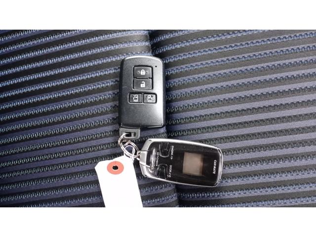 ノア Ｓｉ　４ＷＤ　ＥＴＣ　両側電動スライドドア　エンジンスタータースマートキー　キーレス　純正ナビ　夏・冬タイヤ　フルセグＴＶ　ＣＤ　ＤＶＤ　ＳＤ　Ｂｌｕｅｔｏｏｔｈ　ＦＭ　ＡＭ（65枚目）