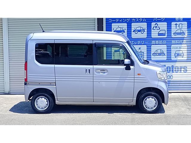 Ｎ－ＶＡＮ Ｇ・ホンダセンシング　４ＷＤ　クルーズコントロール　Ｂｌｕｅｔｏｏｔｈバックカメラ　社外ナビ　フルセグＴＶ　ＣＤ／ＤＶＤ　Ｂｌｕｅｔｏｏｔｈ　ＦＭ／ＡＭ（8枚目）