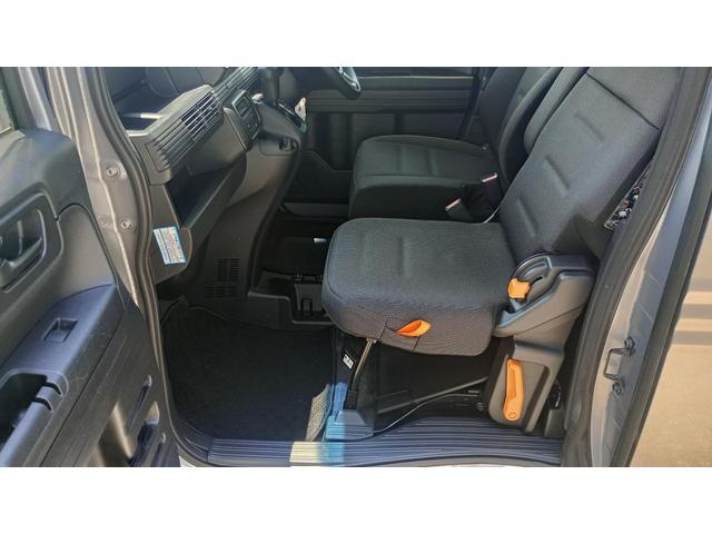 Ｎ－ＶＡＮ Ｇ・ホンダセンシング　４ＷＤ　クルーズコントロール　Ｂｌｕｅｔｏｏｔｈバックカメラ　社外ナビ　フルセグＴＶ　ＣＤ／ＤＶＤ　Ｂｌｕｅｔｏｏｔｈ　ＦＭ／ＡＭ（15枚目）