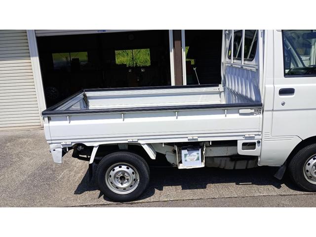 ハイゼットトラック スペシャル　３方開　４ＷＤ　５ＭＴ　ゲートプロテクター　荷台ゴムマット（20枚目）