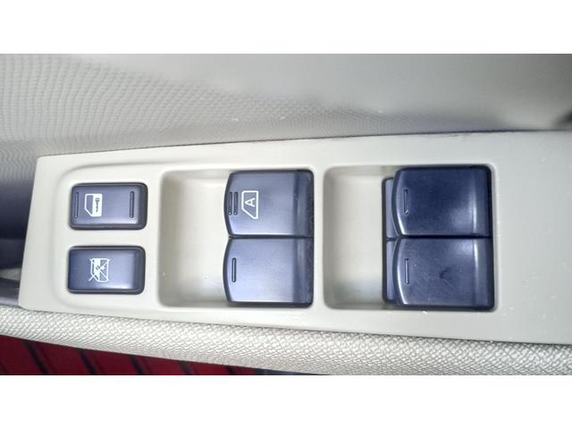 マーチ １４ｃ－ｆｏｕｒ　Ｖセレクション　４ＷＤ　社外アルミ　冬タイヤ付スマートキー　純正オーディオ　ＣＤ　ＡＭ／ＦＭ（48枚目）
