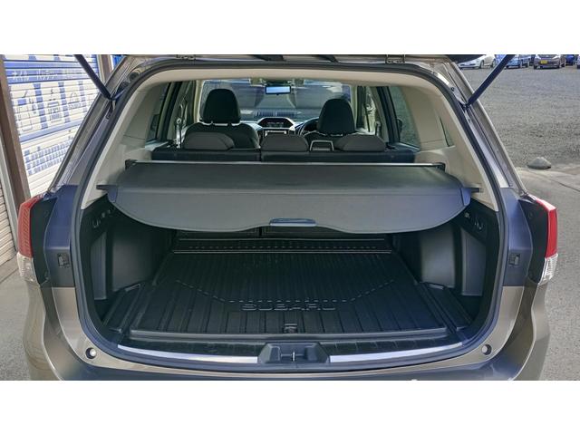 フォレスター アドバンス　４ＷＤ　ＥＴＣ　Ｂｌｕｅｔｏｏｔｈ　ワンオーナー　定期点検記録簿　純正ナビ　フルセグＴＶ　ＣＤ　ＤＶＤ　バックカメラ　ＦＭ　ＡＭ　サイドカメラ　電動シート（15枚目）