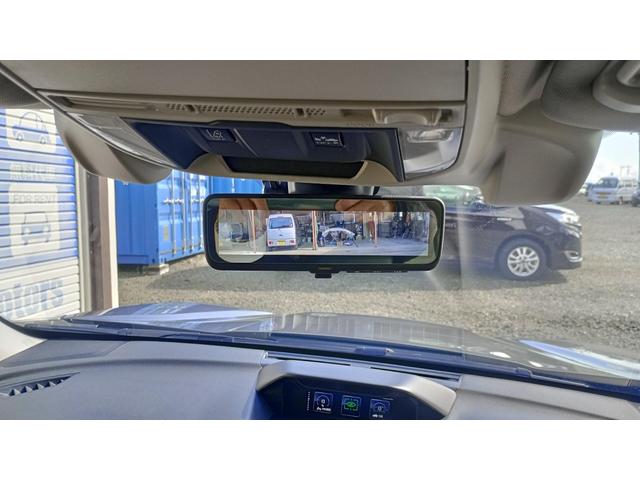 フォレスター アドバンス　４ＷＤ　ＥＴＣ　Ｂｌｕｅｔｏｏｔｈ　ワンオーナー　定期点検記録簿　純正ナビ　フルセグＴＶ　ＣＤ　ＤＶＤ　バックカメラ　ＦＭ　ＡＭ　サイドカメラ　電動シート（22枚目）