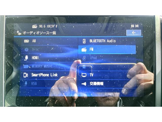 フォレスター アドバンス　４ＷＤ　ＥＴＣ　Ｂｌｕｅｔｏｏｔｈ　ワンオーナー　定期点検記録簿　純正ナビ　フルセグＴＶ　ＣＤ　ＤＶＤ　バックカメラ　ＦＭ　ＡＭ　サイドカメラ　電動シート（30枚目）