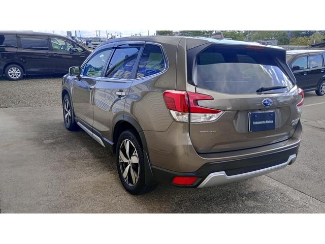 フォレスター アドバンス　４ＷＤ　ＥＴＣ　Ｂｌｕｅｔｏｏｔｈ　ワンオーナー　定期点検記録簿　純正ナビ　フルセグＴＶ　ＣＤ　ＤＶＤ　バックカメラ　ＦＭ　ＡＭ　サイドカメラ　電動シート（61枚目）
