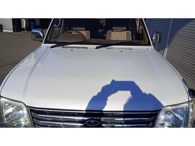 在庫確認・お問合せは、メールまたはフリーダイヤル００７８−６０４７−９１１５まで！「グーネット見た」とお伝え下さい。営業時間は　９：００〜１８：００　定休日は日曜・祝日　となっております。