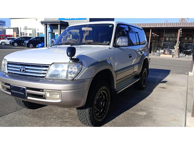 地域のお客様に支えられて３５年！こらからもお客様のアフターサービスをしっかりとさせていただきたいと思っております。　クルマ買取販売・車検・整備・板金塗装・タイヤホイール　当店にぜひお任せ下さい！