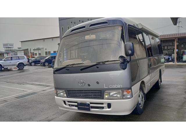 コースター LX キャンピングカー 2WD ETC 10人乗り レカロシート サブバッテリー 外部電源 冷蔵庫 シンク コンロ 電子レンジ 1HZエンジン 社外ナビ(7枚目)