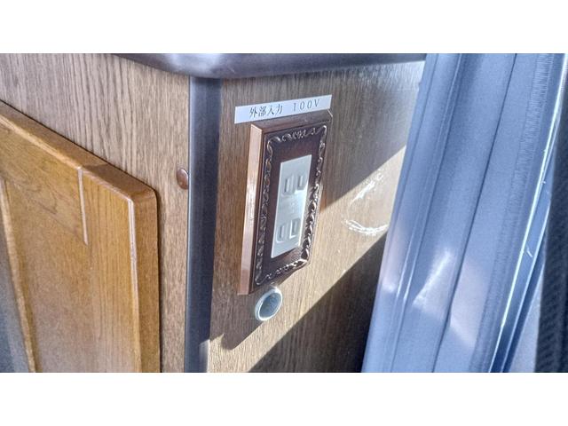 コースター LX キャンピングカー 2WD ETC 10人乗り レカロシート サブバッテリー 外部電源 冷蔵庫 シンク コンロ 電子レンジ 1HZエンジン 社外ナビ(25枚目)