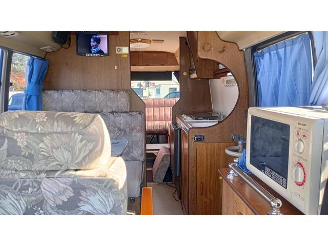 コースター LX キャンピングカー 2WD ETC 10人乗り レカロシート サブバッテリー 外部電源 冷蔵庫 シンク コンロ 電子レンジ 1HZエンジン 社外ナビ(26枚目)