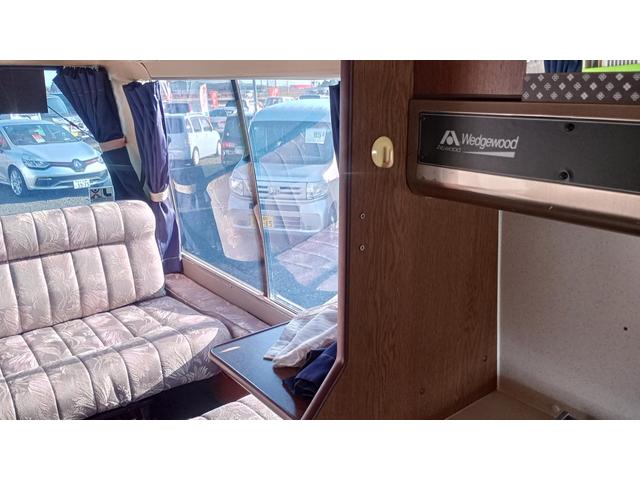 コースター LX キャンピングカー 2WD ETC 10人乗り レカロシート サブバッテリー 外部電源 冷蔵庫 シンク コンロ 電子レンジ 1HZエンジン 社外ナビ(39枚目)